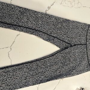 Lululemon herringbone cropped legging